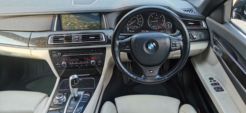 BMW 7 SERIES 3.0 730d M Sport ss 4dr 2013