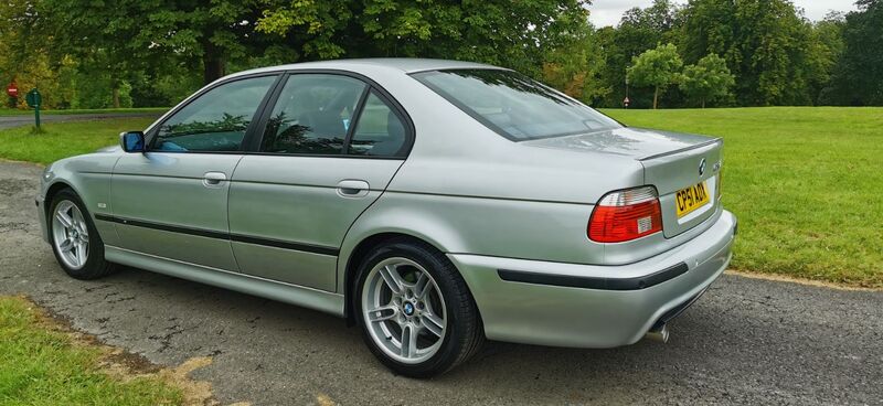 BMW 5 SERIES 525i Sport 4dr Saloon 2001