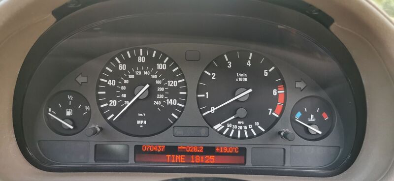BMW 7 SERIES 5.4 750il 4dr 1998