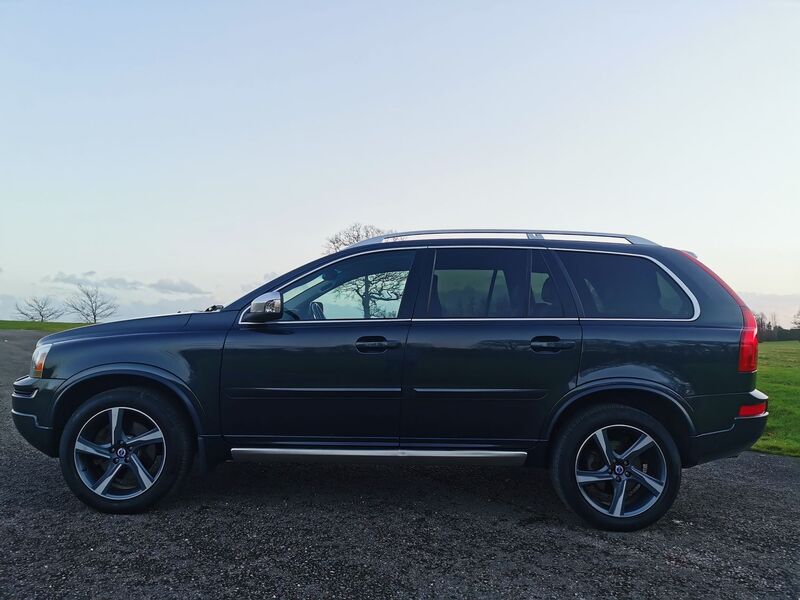 VOLVO XC90 2.4 D5 R-Design Geartronic 4WD 5dr 2012