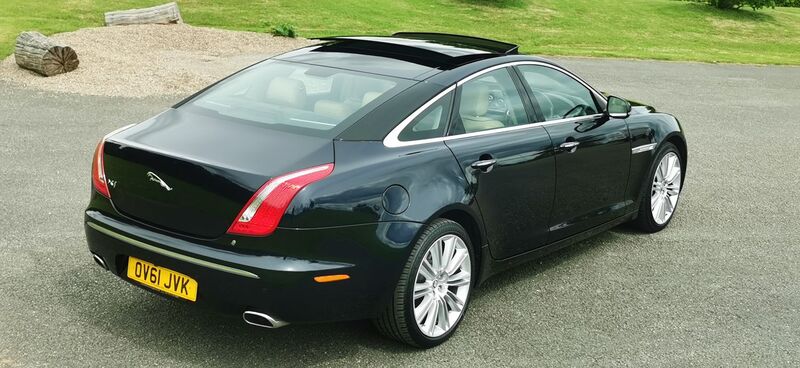 JAGUAR XJ 3.0d V6 Portfolio Auto 4dr 2011