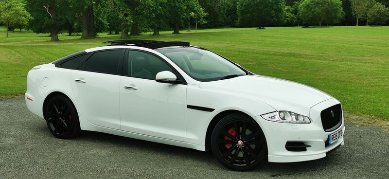 JAGUAR XJ 3.0d V6 Portfolio Auto ss 4dr 2015