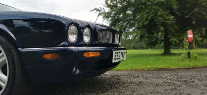 JAGUAR XJR 4.0 V8 Supercharged 4dr 1998