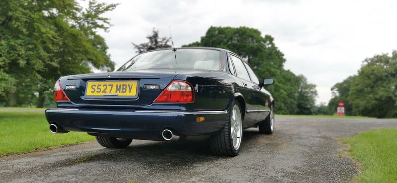 JAGUAR XJR 4.0 V8 Supercharged 4dr 1998