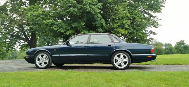 JAGUAR XJR 4.0 V8 Supercharged 4dr 1998