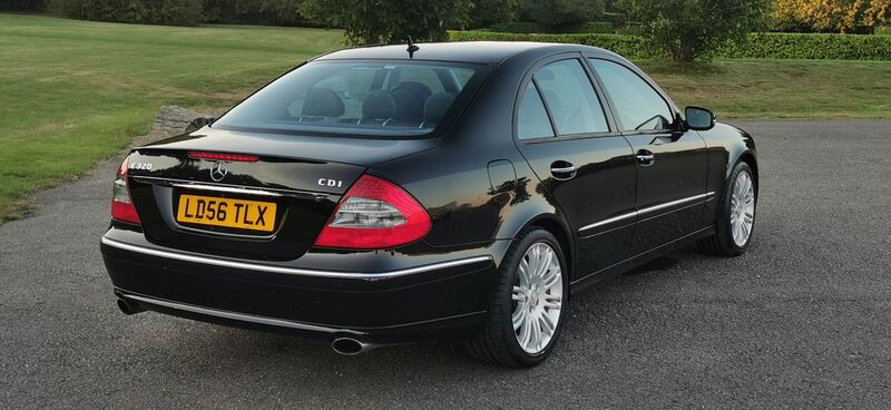 MERCEDES-BENZ E CLASS 3.0 E320 CDI Sport G-Tronic 4dr 2006