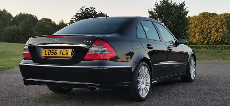 MERCEDES-BENZ E CLASS 3.0 E320 CDI Sport G-Tronic 4dr 2006