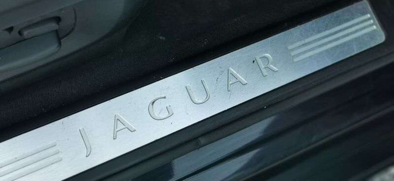 JAGUAR XF 3.0d S V6 Premium Luxury Auto Euro 5 4dr 2010