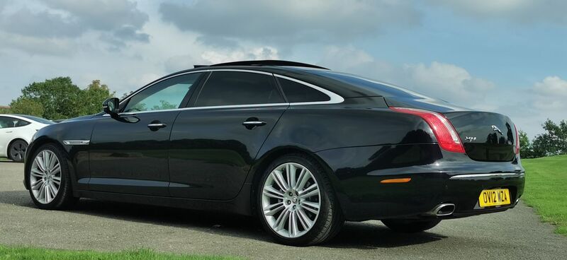 JAGUAR XJ 3.0d V6 Portfolio Auto 4dr LWB 2012