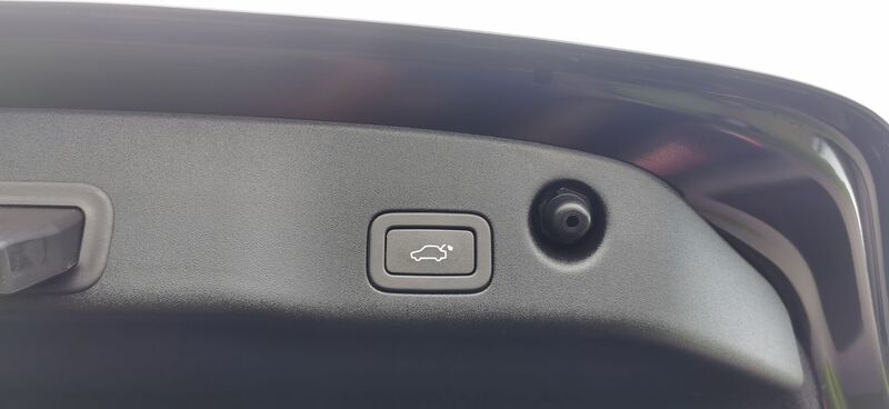 JAGUAR XJ 3.0d V6 Portfolio Auto 4dr LWB 2012