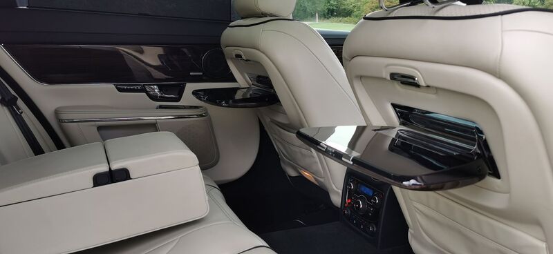 JAGUAR XJ 3.0d V6 Portfolio Auto 4dr LWB 2012