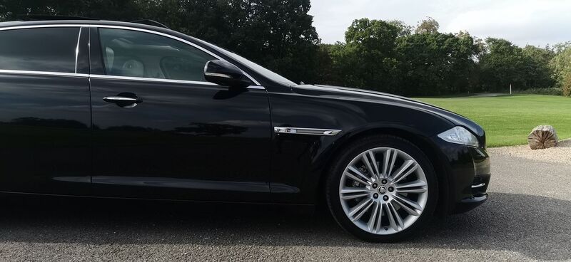 JAGUAR XJ 3.0d V6 Portfolio Auto 4dr LWB 2012