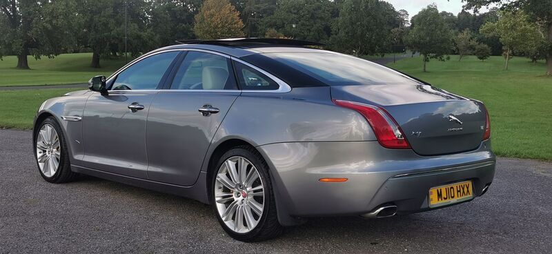 JAGUAR XJ 3.0d V6 Portfolio Auto Euro 5 4dr 2010