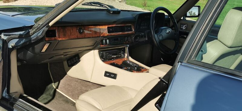 JAGUAR XJS V12 5.3 HE 2dr Coupe Auto 1989