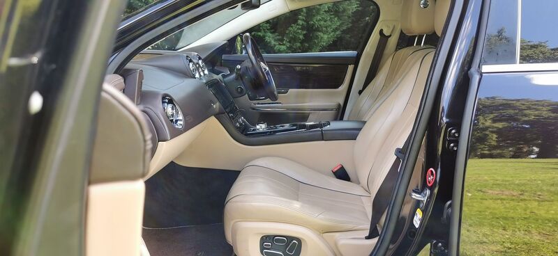 JAGUAR XJ 3.0d V6 Portfolio Auto ss 4dr LWB 2014