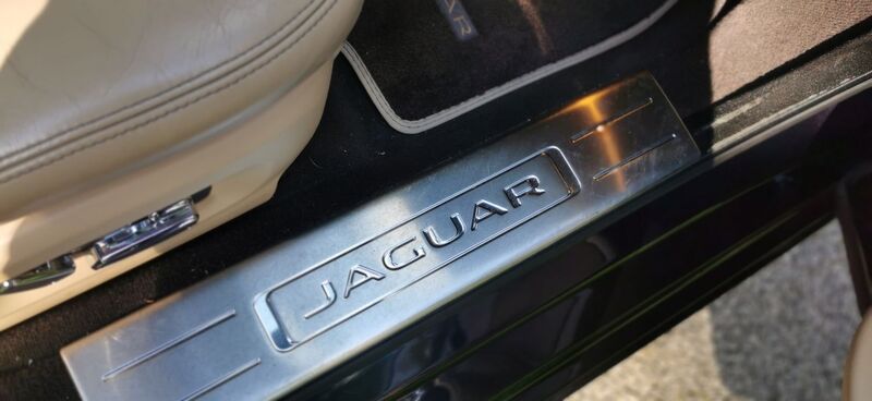 JAGUAR XJ 3.0d V6 Portfolio Auto ss 4dr LWB 2014