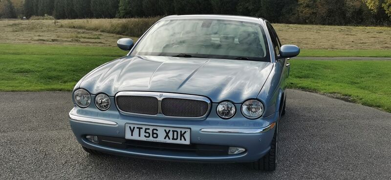 JAGUAR XJ TDVi Executive LWB Saloon 4dr 2006