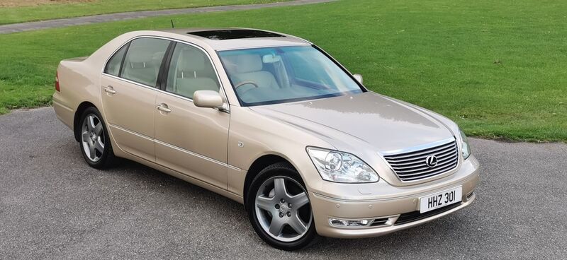 LEXUS LS 430 4.3 4dr Saloon Auto 2004