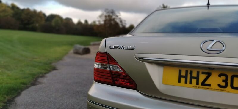 LEXUS LS 430 4.3 4dr Saloon Auto 2004