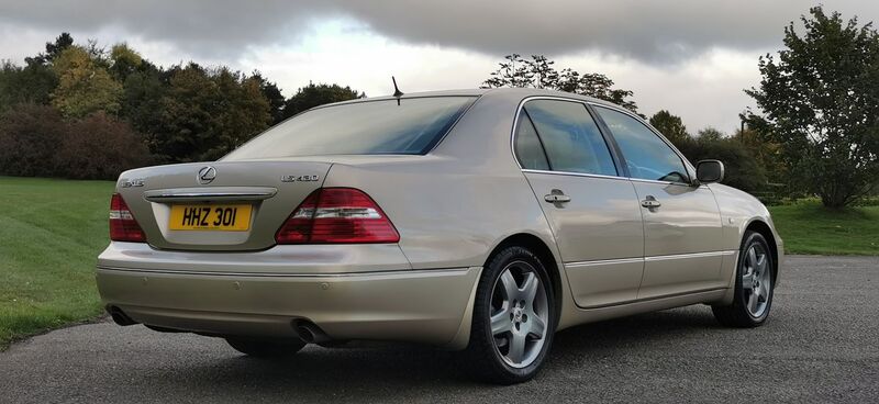 LEXUS LS 430 4.3 4dr Saloon Auto 2004