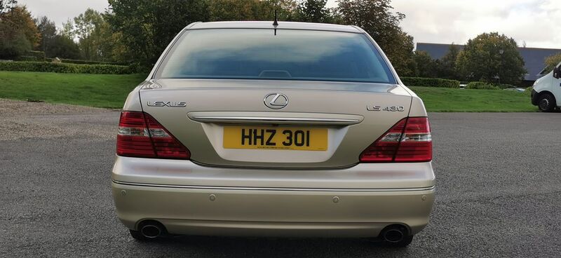 LEXUS LS 430 4.3 4dr Saloon Auto 2004