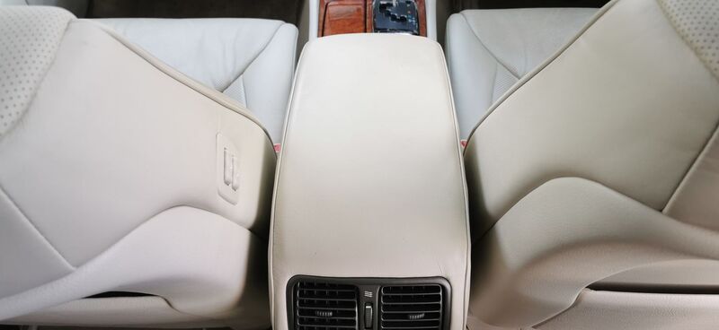 LEXUS LS 430 4.3 4dr Saloon Auto 2004