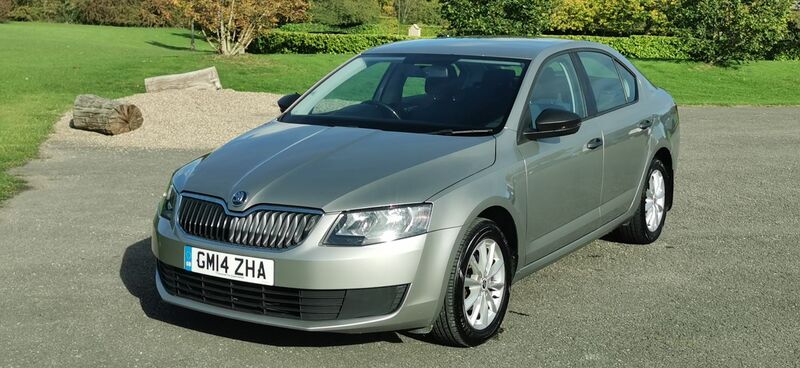 SKODA OCTAVIA 1.6 TDI S Euro 5 ss 5dr 2014