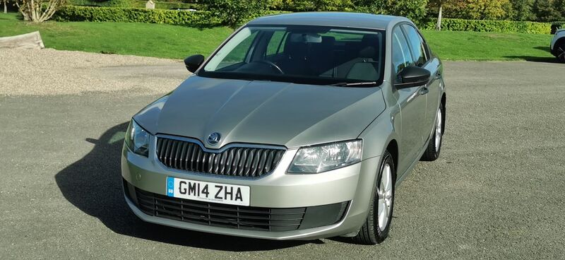 SKODA OCTAVIA 1.6 TDI S Euro 5 ss 5dr 2014