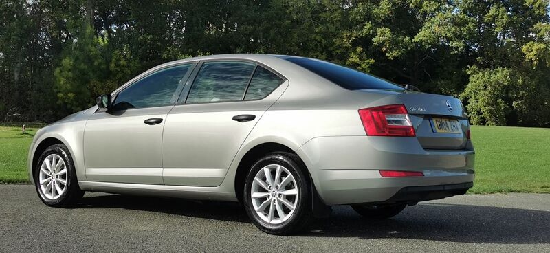 SKODA OCTAVIA 1.6 TDI S Euro 5 ss 5dr 2014