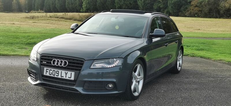 AUDI A4 AVANT 3.0 TDI Executive SE quattro Euro 4 5dr 2009