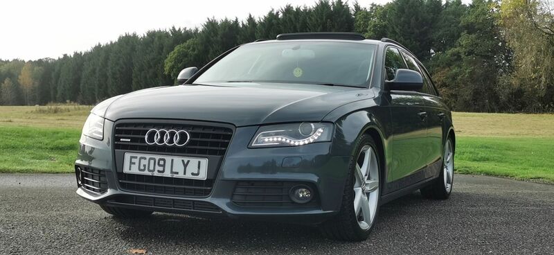 AUDI A4 AVANT 3.0 TDI Executive SE quattro Euro 4 5dr 2009