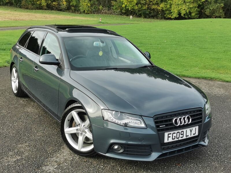 AUDI A4 AVANT 3.0 TDI Executive SE quattro Euro 4 5dr 2009