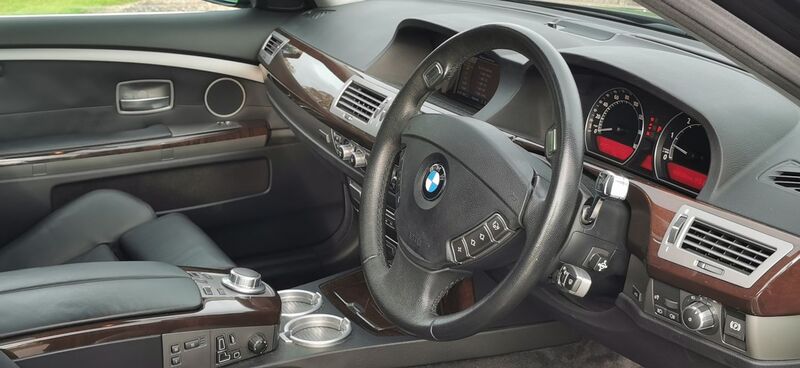 BMW 7 SERIES 3.0 730d Sport Auto 4dr Saloon Auto 2008