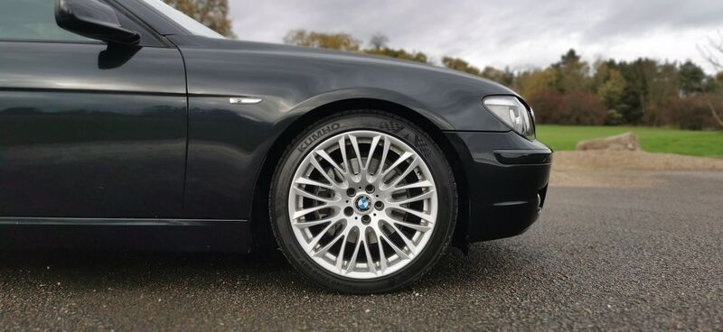 BMW 7 SERIES 3.0 730d Sport Auto 4dr Saloon Auto 2008