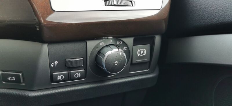 BMW 7 SERIES 3.0 730d Sport Auto 4dr Saloon Auto 2008