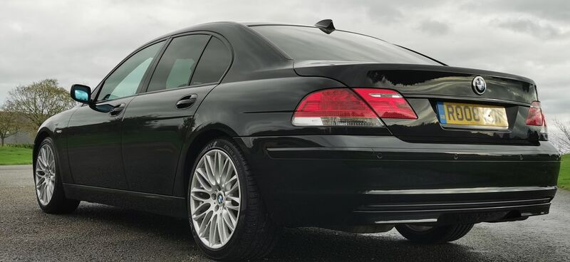 BMW 7 SERIES 3.0 730d Sport Auto 4dr Saloon Auto 2008