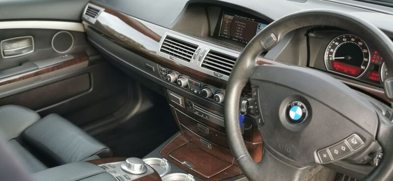 BMW 7 SERIES 3.0 730d Sport Auto 4dr Saloon Auto 2008