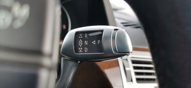 BMW 7 SERIES 3.0 730d Sport Auto 4dr Saloon Auto 2008