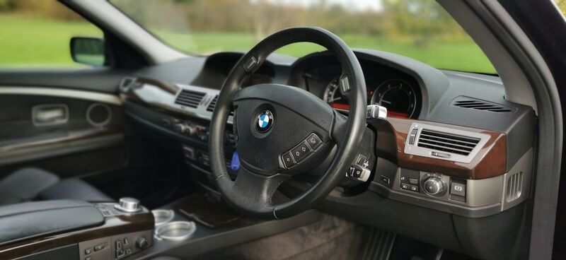 BMW 7 SERIES 3.0 730d Sport Auto 4dr Saloon Auto 2008