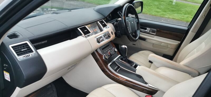 LAND ROVER RANGE ROVER SPORT 3.0 TD V6 HSE CommandShift 4WD Euro 4 5dr 2010