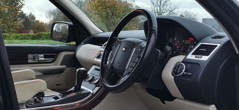 LAND ROVER RANGE ROVER SPORT 3.0 TD V6 HSE CommandShift 4WD Euro 4 5dr 2010