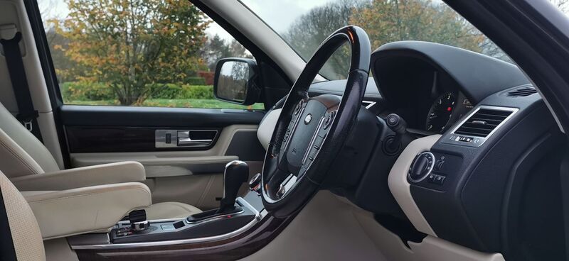 LAND ROVER RANGE ROVER SPORT 3.0 TD V6 HSE CommandShift 4WD Euro 4 5dr 2010