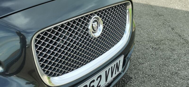 JAGUAR XJ 3.0d V6 Portfolio Auto Euro 5 ss 4dr 2012