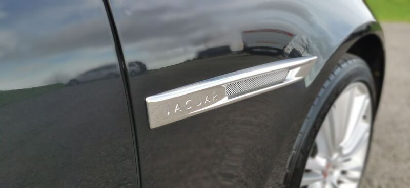 JAGUAR XJ 3.0d V6 Portfolio Auto Euro 5 ss 4dr 2012