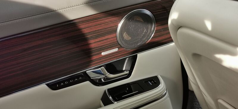 JAGUAR XJ 3.0d V6 Portfolio Auto Euro 5 ss 4dr 2012