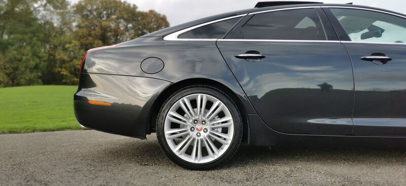 JAGUAR XJ 3.0d V6 Portfolio Auto Euro 5 ss 4dr 2012