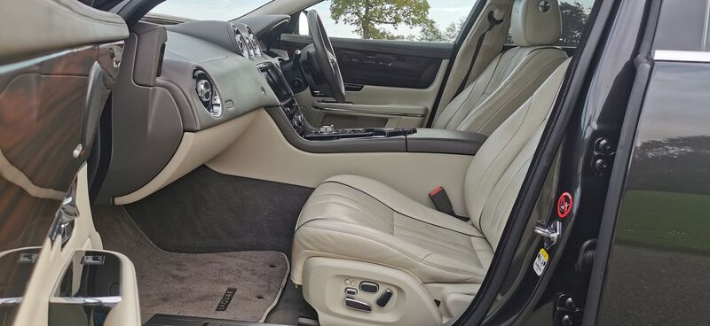 JAGUAR XJ 3.0d V6 Portfolio Auto Euro 5 ss 4dr 2012