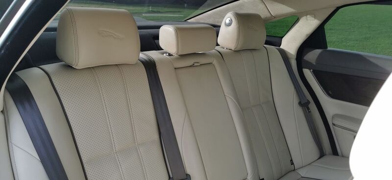JAGUAR XJ 3.0d V6 Portfolio Auto Euro 5 ss 4dr 2012