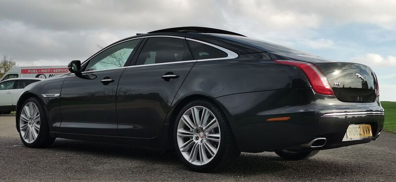 JAGUAR XJ 3.0d V6 Portfolio Auto Euro 5 ss 4dr 2012
