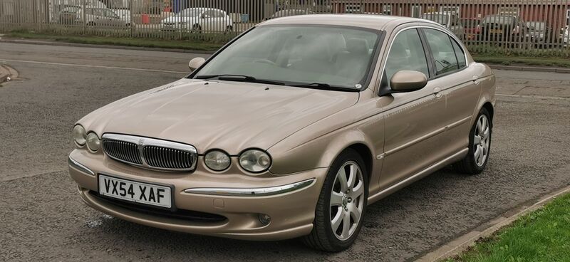 JAGUAR X-TYPE 2.5 V6 SE AWD 4dr 2004